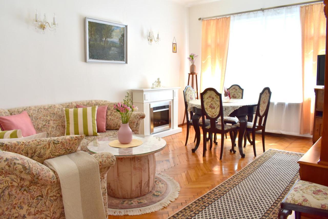 Old Town Konviktska - Bohemian Residence 布拉格 外观 照片