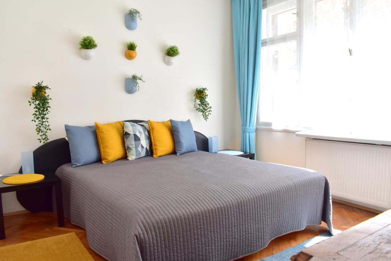 Old Town Konviktska - Bohemian Residence 布拉格 外观 照片